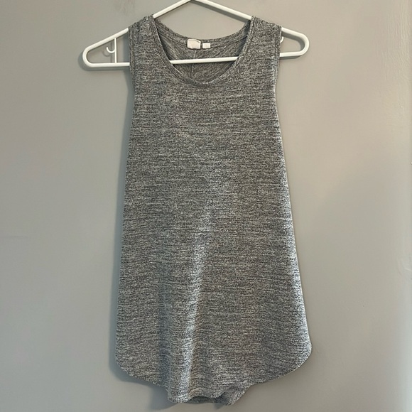 GAP Tops - Gap Heather Grey Cross-Back Tank Top Size M